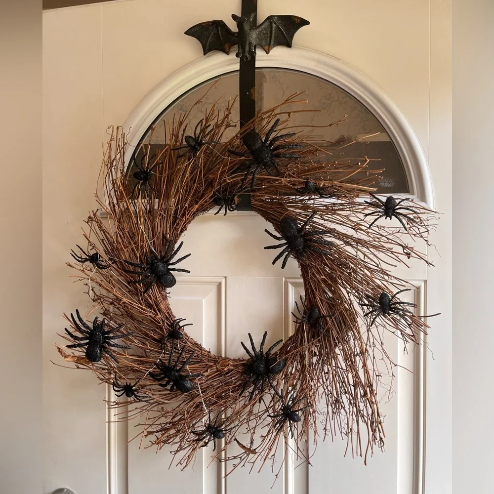 Halloween Twiggy Rattan Branchy Spider Wreath LED Light-up Lit 25” Decor 🕸️
